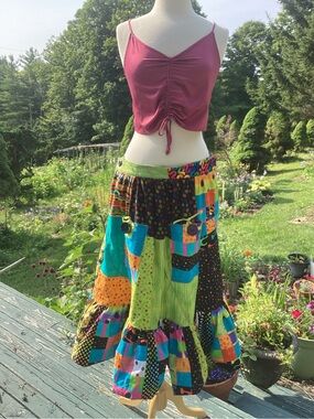 Upcycle Annie patchwork side /front pocket cotton tiered ruffle midi skirt. M-L